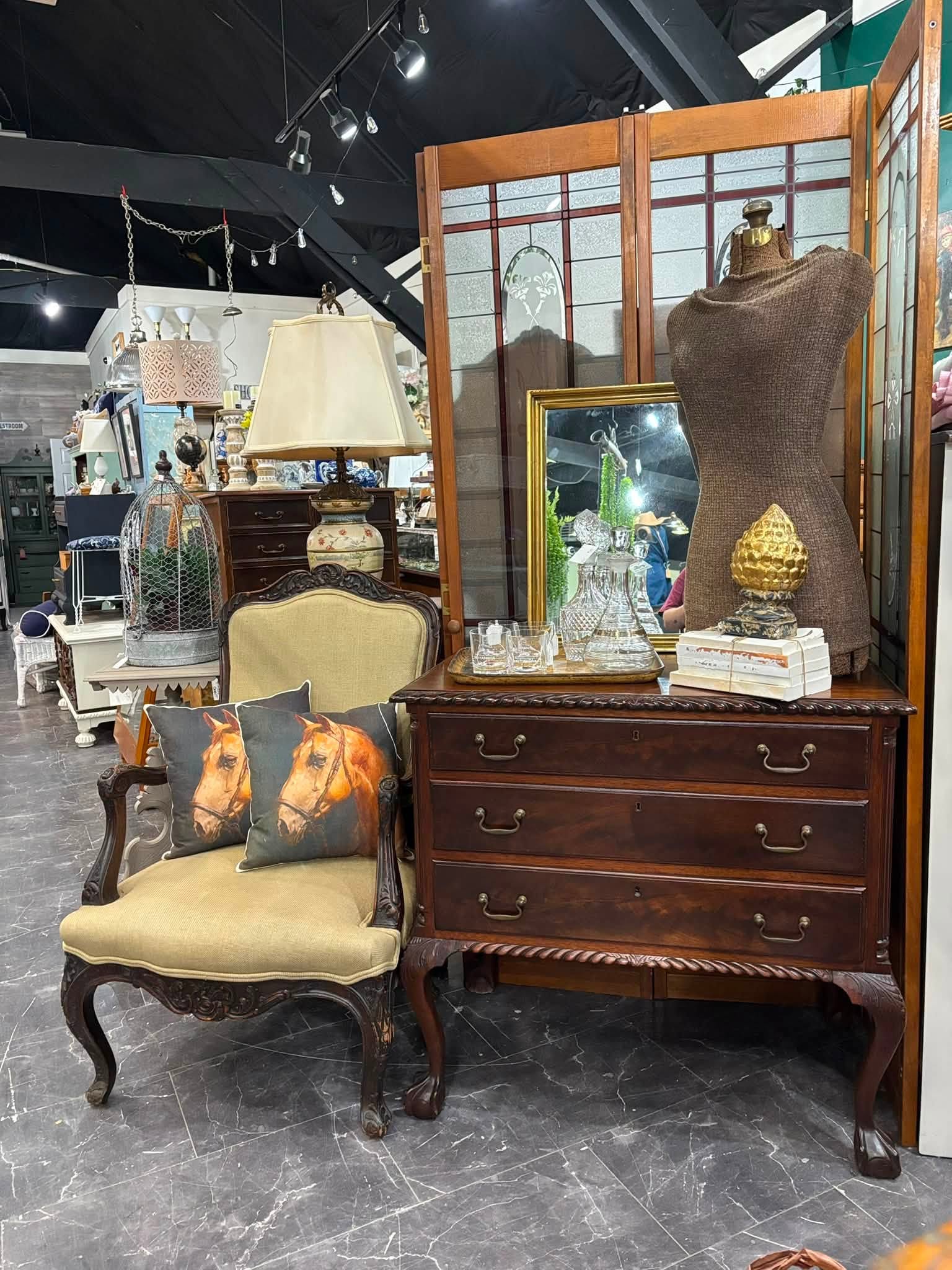Ariel’s Garden Boutique display with antique furniture, original art, porcelain, textiles, and decorative objects